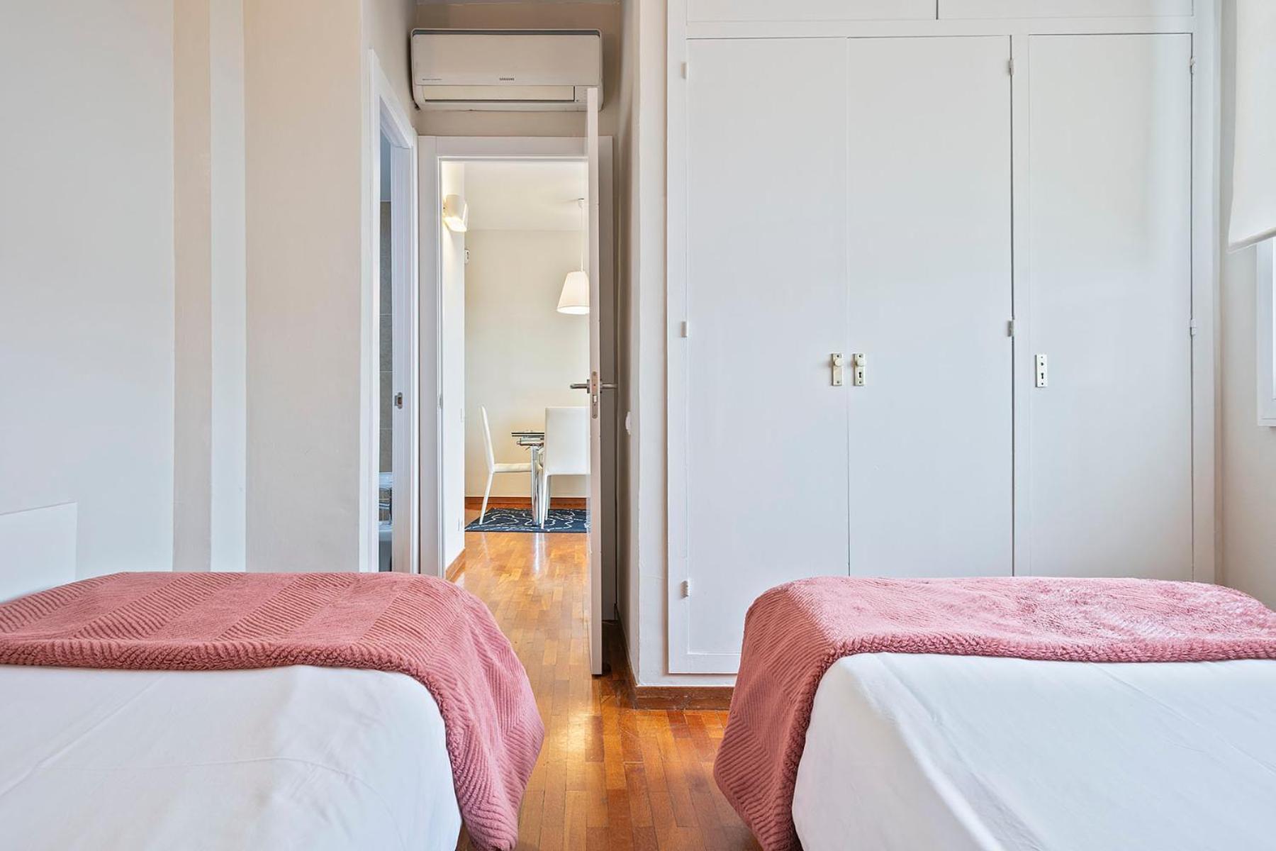 Sarria Attic Apartment Барселона Екстериор снимка