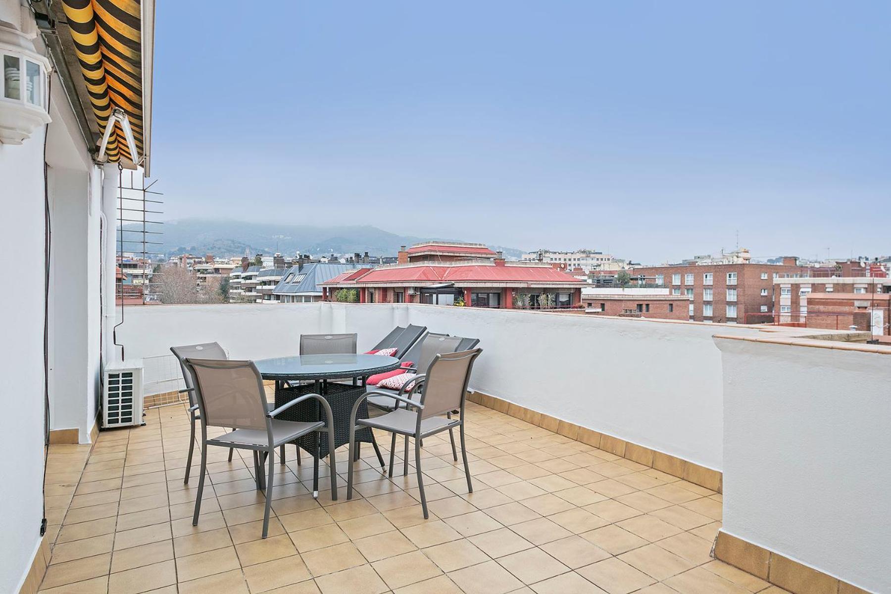 Sarria Attic Apartment Барселона Екстериор снимка